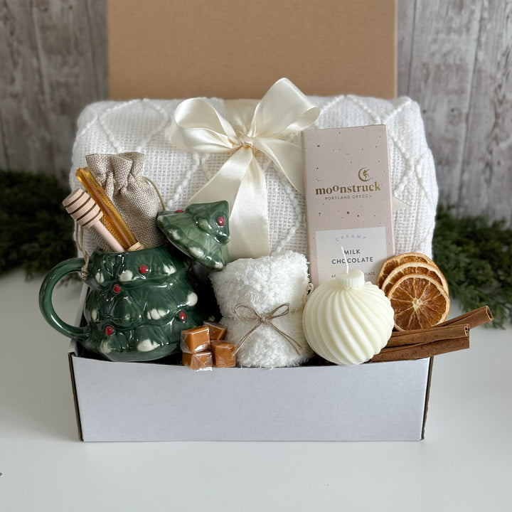 Twinkling Tree Winter Treat Box
