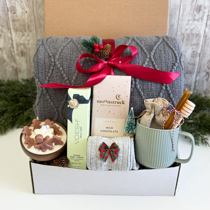 Gingerbread & Evergreen Christmas Gift Box