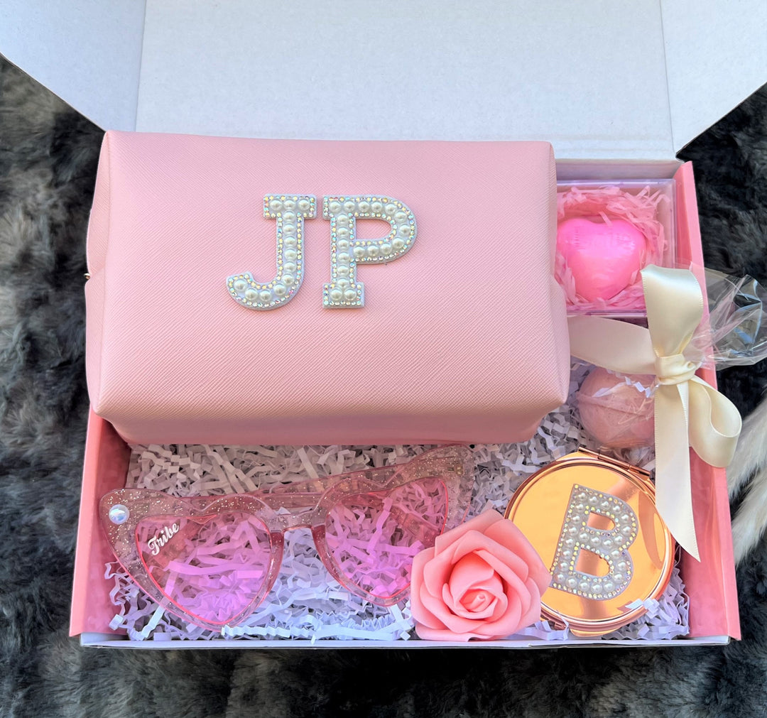 Bridesmaid Gifts Set Personalized Bridesmaid Proposal Box Will You Be My Bridesmaid Box Set Personalized Gift Blush Set Gift for Babes - In The Bag Design