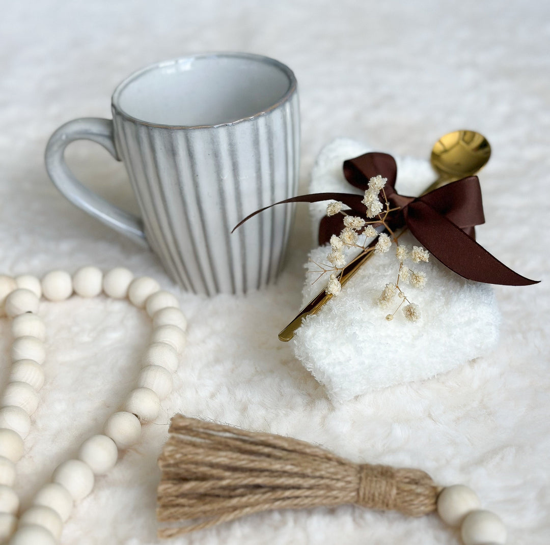 Hygge Gift Box for Her, Gift Box for Her, Self Care Gift Set, Gift Box for Friend, Cozy Care Package, Gift box for Women, Teacher Gift Box