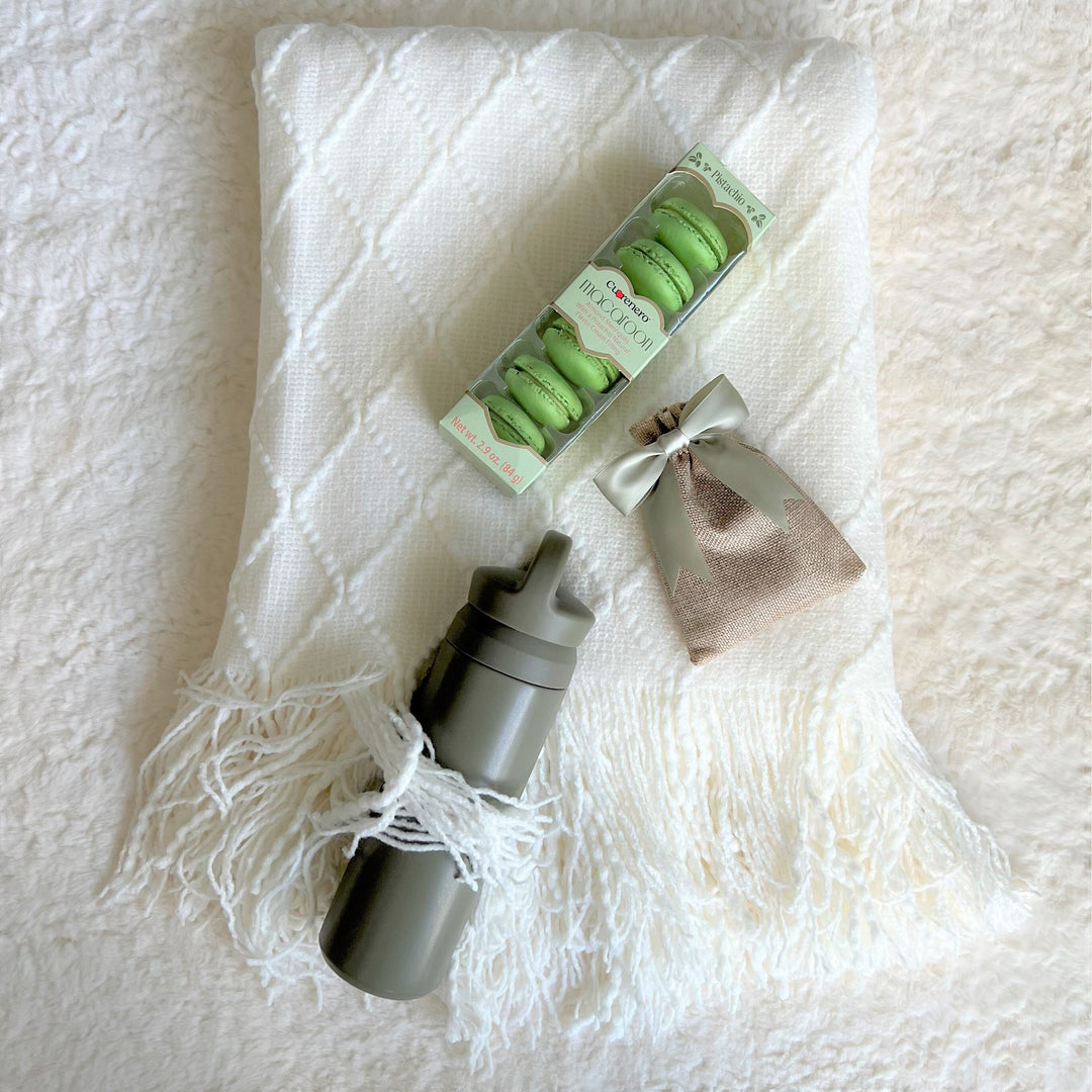 Hygge Gift Box with Blanket, Sending a hug, Thinking of you, Sympathy gift, Bereavement gift, Encouragement gift, Sympathy gift basket